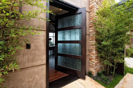 desain pintu rumah minimalis dari kaca